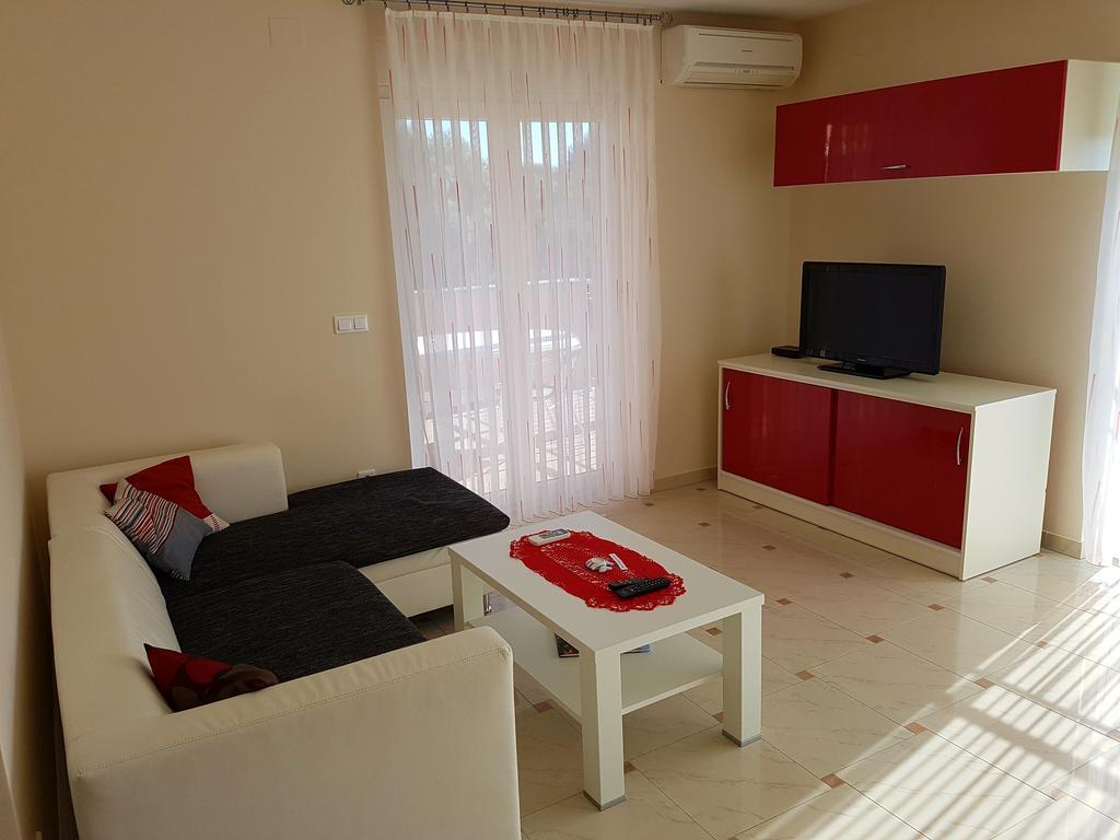 Apartments Simag Banjole Exterior photo